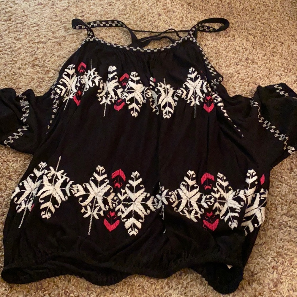 FREE PEOPLE black blouse.